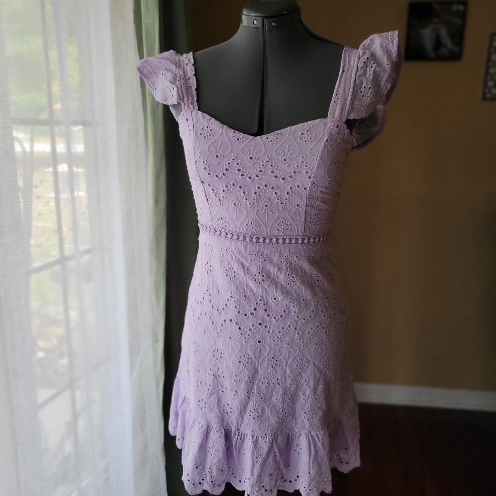 Lavender Eyelet Ruffle Dress Size Small, Ruffle Detail Juniors - Picture 3 of 7